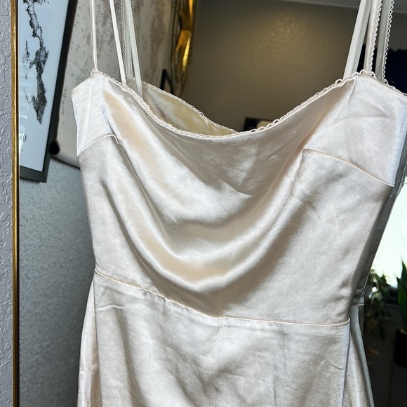 HOUSE OF CB 'Costanza' Vintage Cream Maxi Dress NWOT - Picture 13 of 13